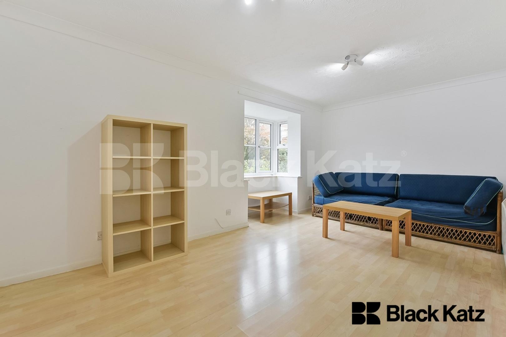 Bright & airy with neutral decor throughout & designated parking space Gaugin Court.Stubbs Drive, Bermondsey
